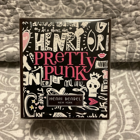 Henri Bendel Pretty Punk Candle - Picture 2 of 7